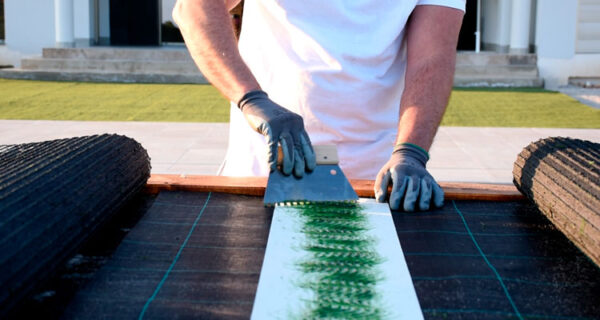 install artificial turf 05